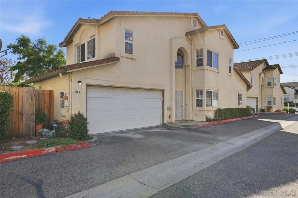 3143 Lamar Ct — photo