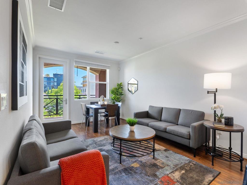 3687 4th Ave 313 — photo