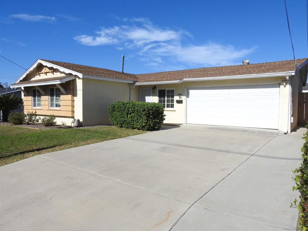 1069 Woodhaven Drive — photo