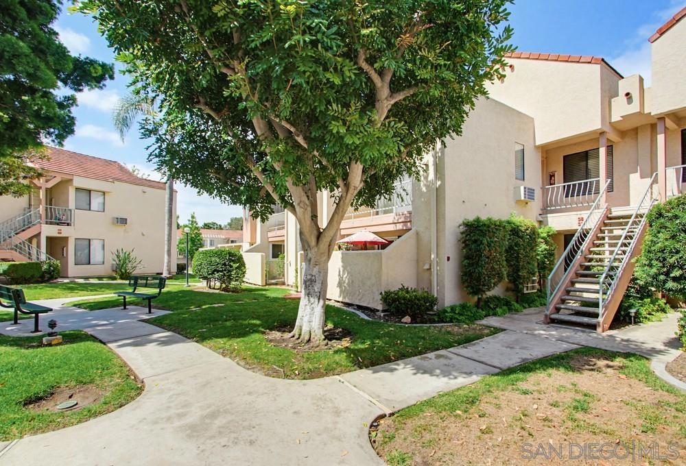 10855 Camino Ruiz 38 — photo