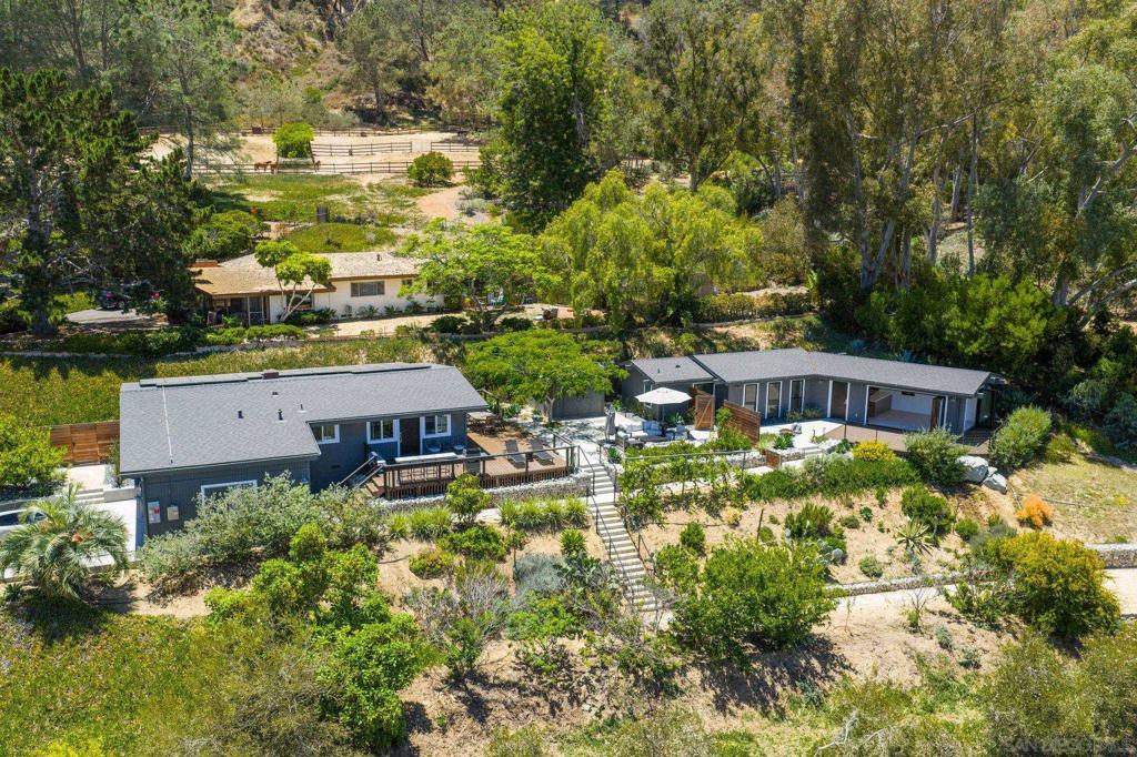 1604 6 San Dieguito Dr — photo