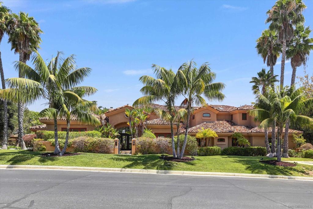 6102 Avenida Alteras — photo