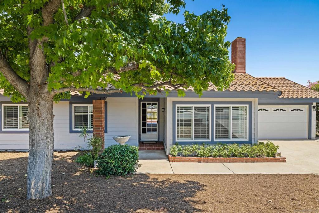 10241 Pebble Beach Dr — photo