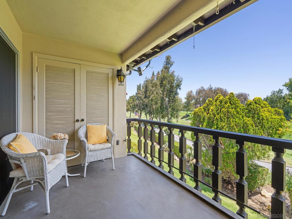 12140 Rancho Bernardo Dr B — photo