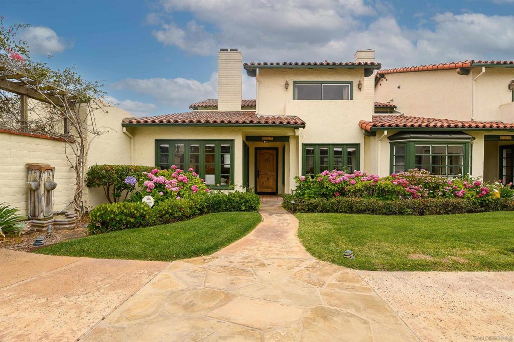 6117 La Flecha — photo