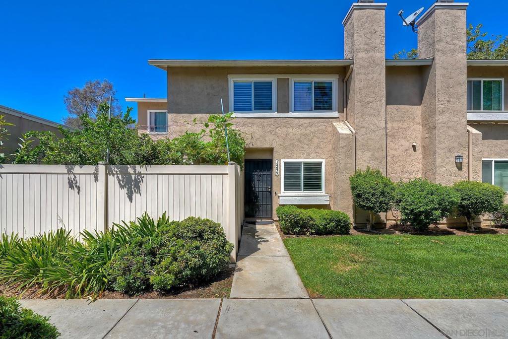 13635 Comuna Dr — photo