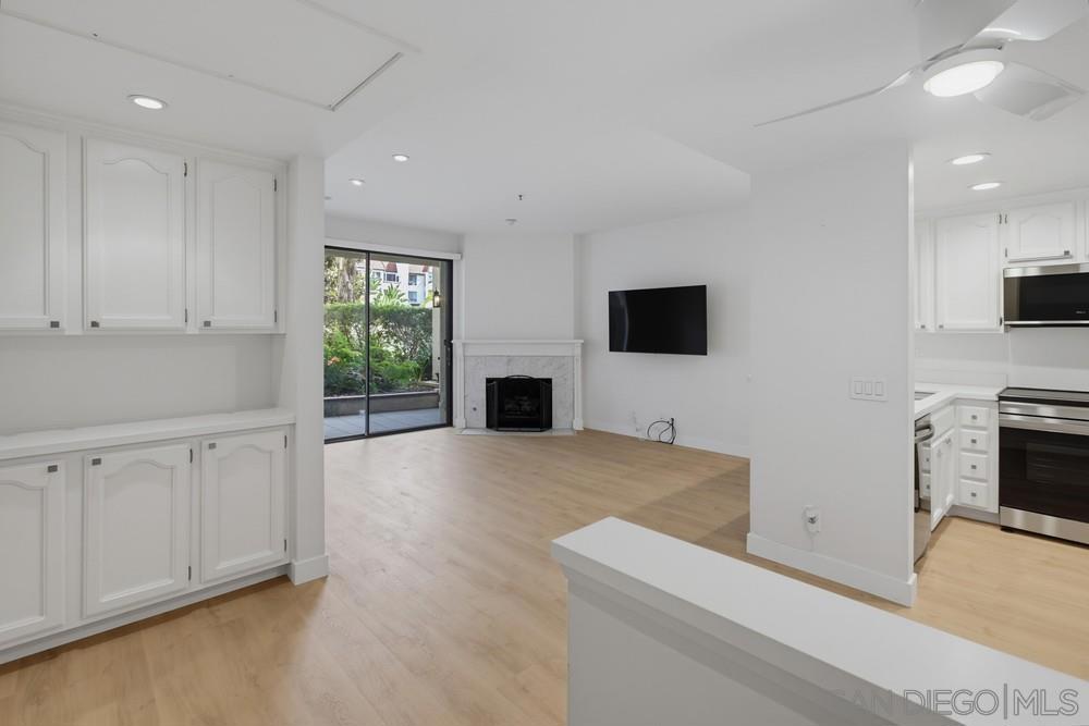 5865 Friars Rd 3104 — photo