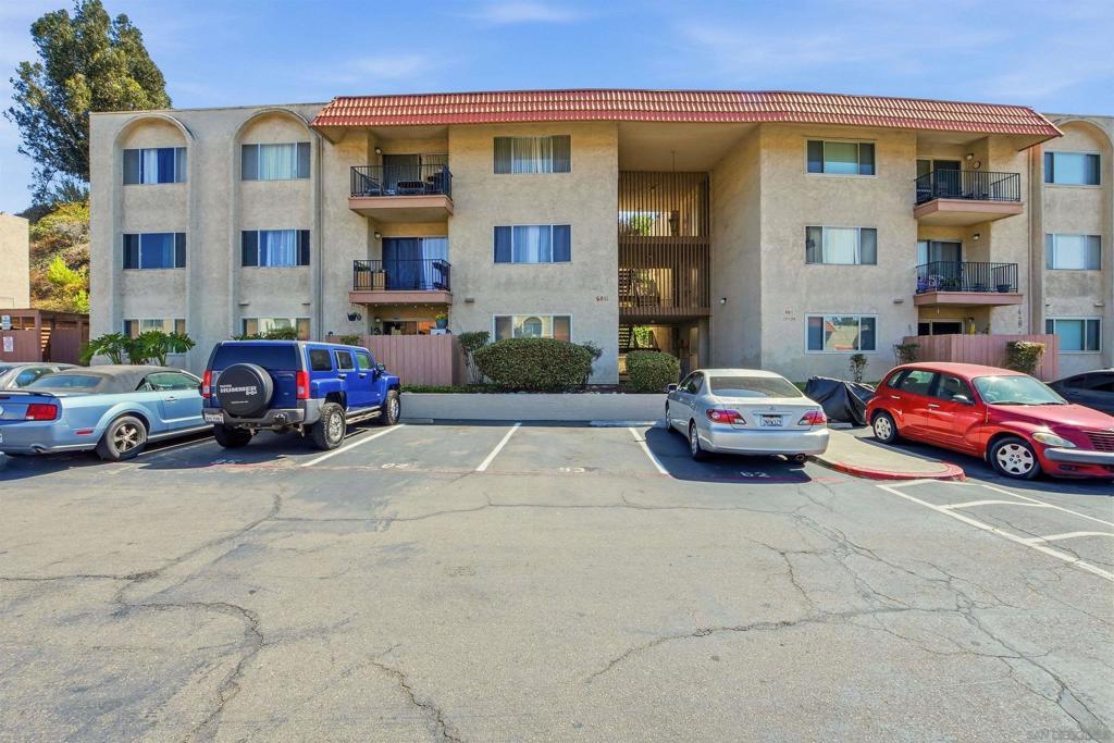 6811 Alvarado Rd 24 — photo
