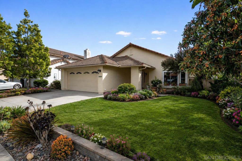 11459 Grassy Trail Dr — photo