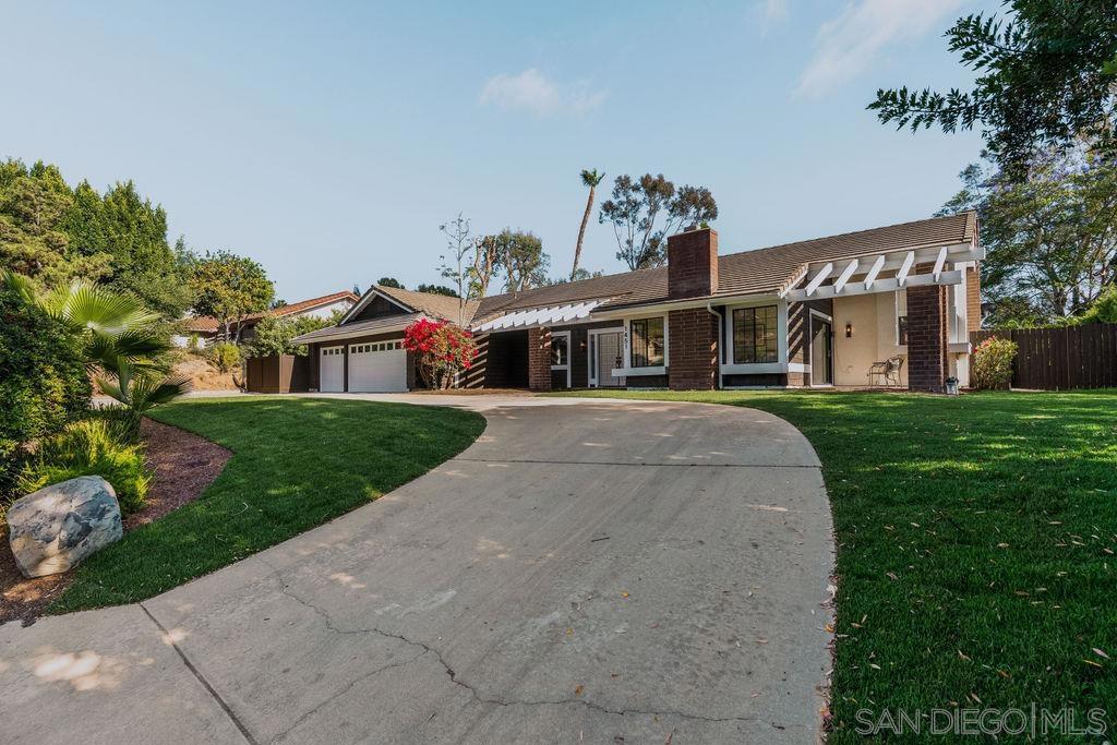 1451 Ventana Dr — photo