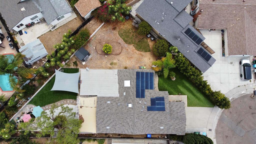 7760 Parkdale Cove — photo