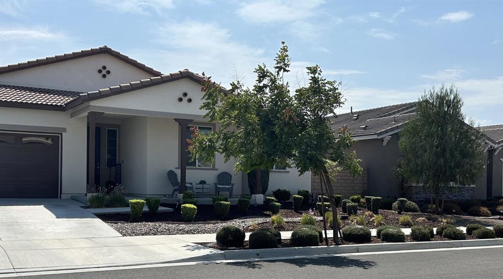 32468 Parker St — photo