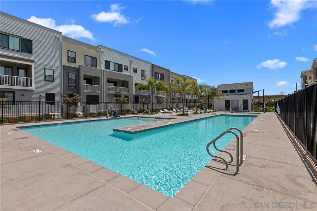 2522 Thyme Way — photo