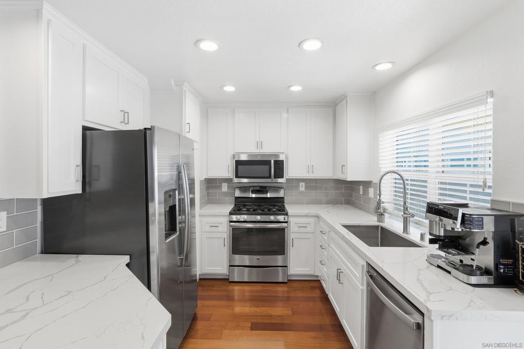 10060 Scripps Vista Way 39 — photo