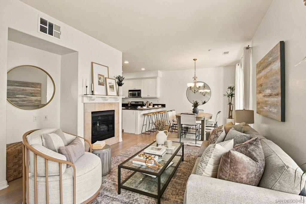 845 Harbor Cliff Way 305 — photo