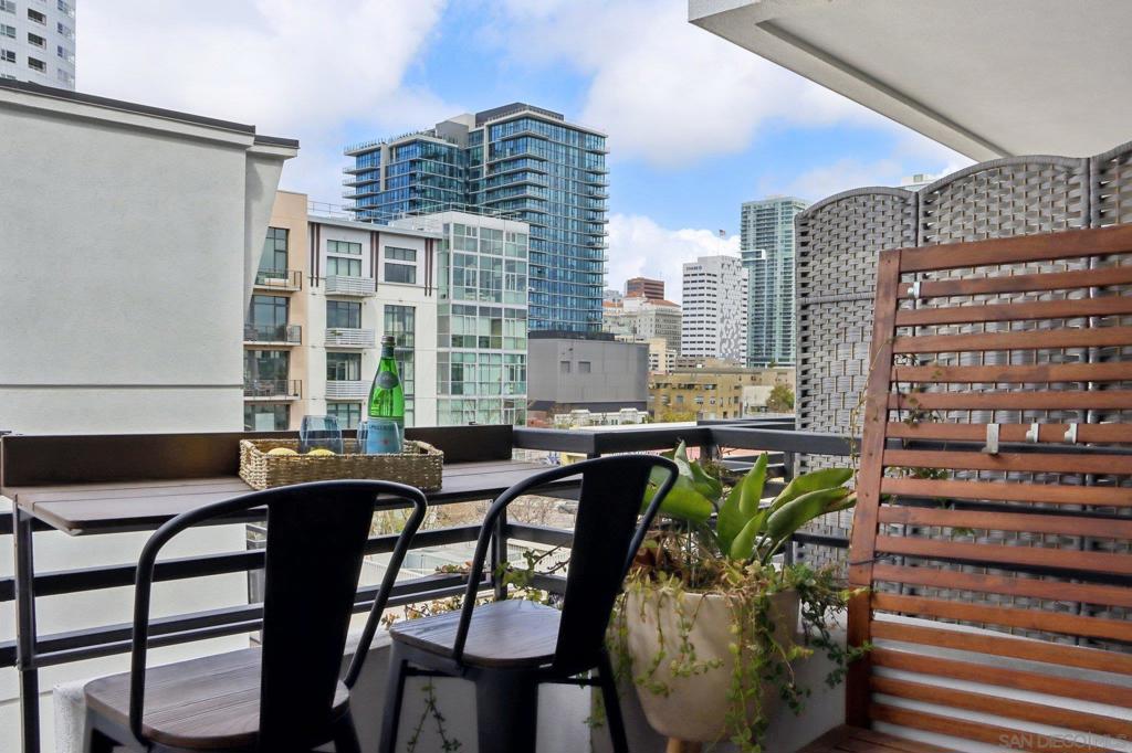 550 Park Blvd 2501 — photo
