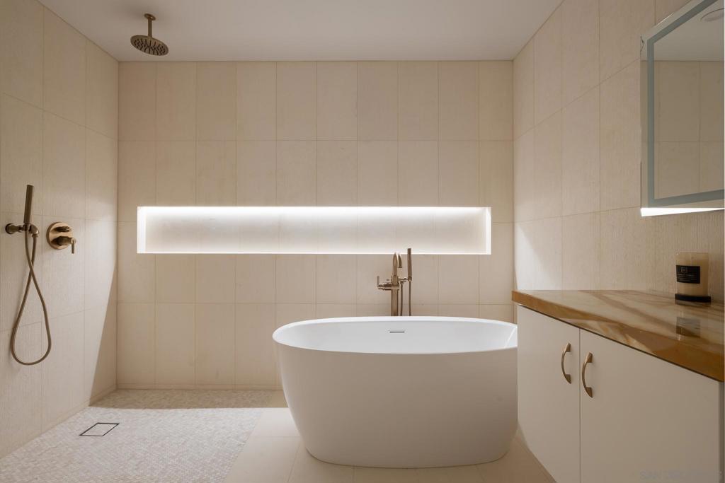 4007 Canario E — photo