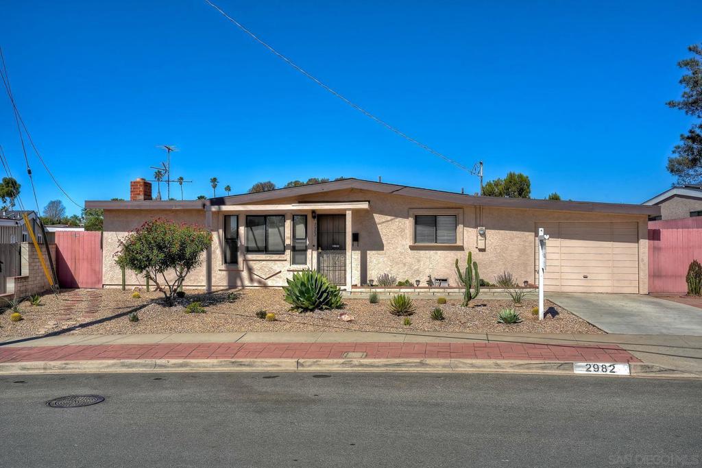 2982 Admiral Ave — photo