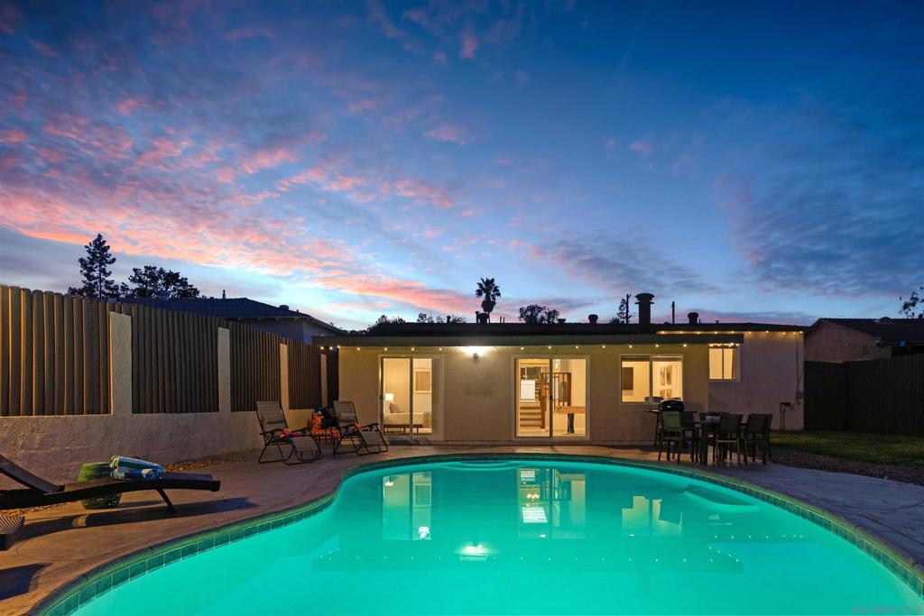 377 El Monte Rd — photo