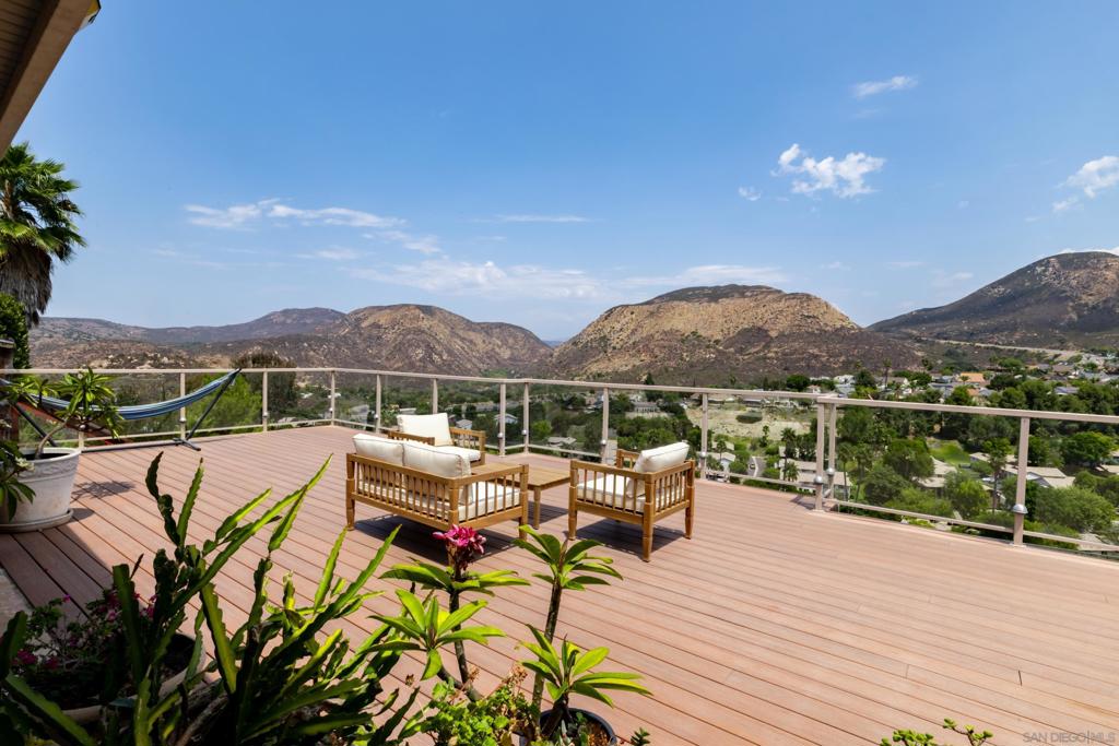 6623 Hemingway Dr — photo
