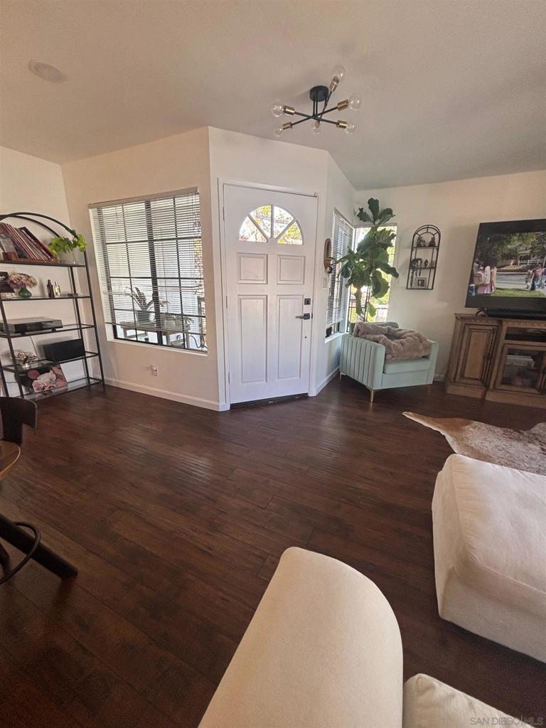 3533 Voyager — photo