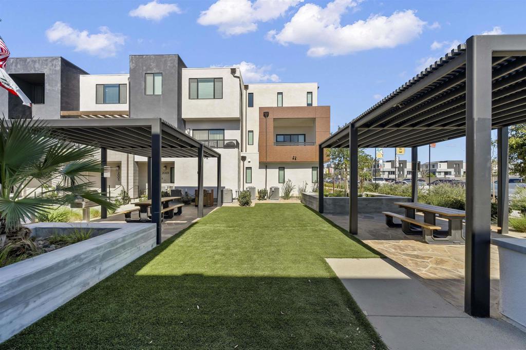 2005 Vela Ln. — photo