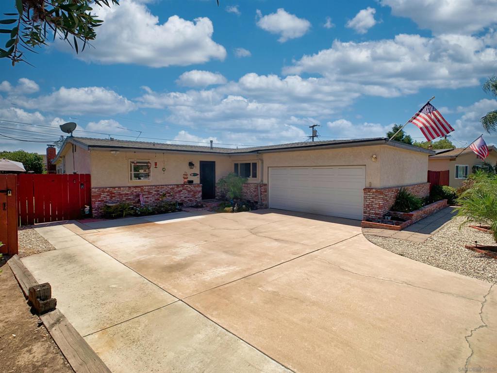 587 Brockwood Dr — photo