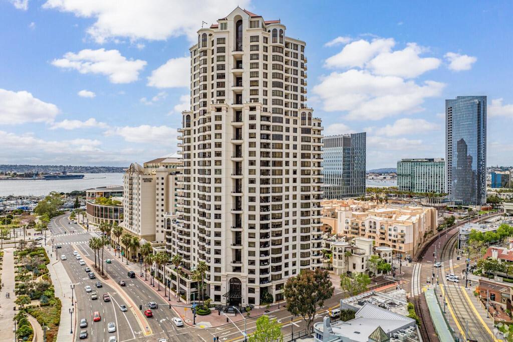 700 W Harbor Dr. 1502 — photo