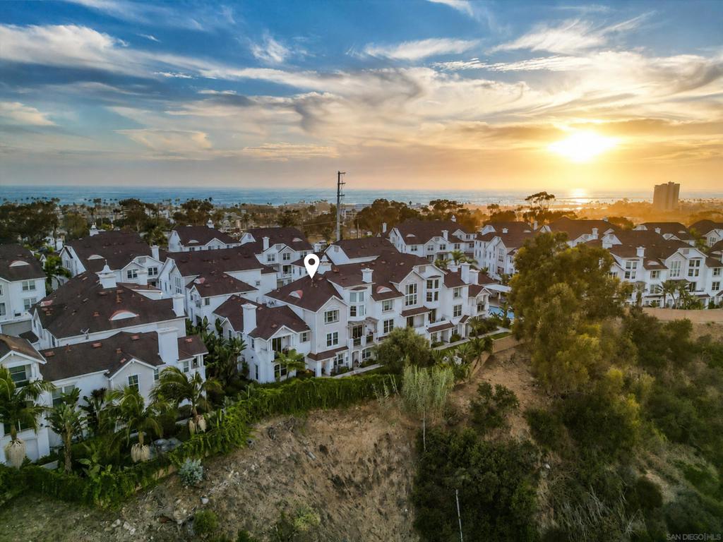 790 Harbor Cliff Way 191 — photo