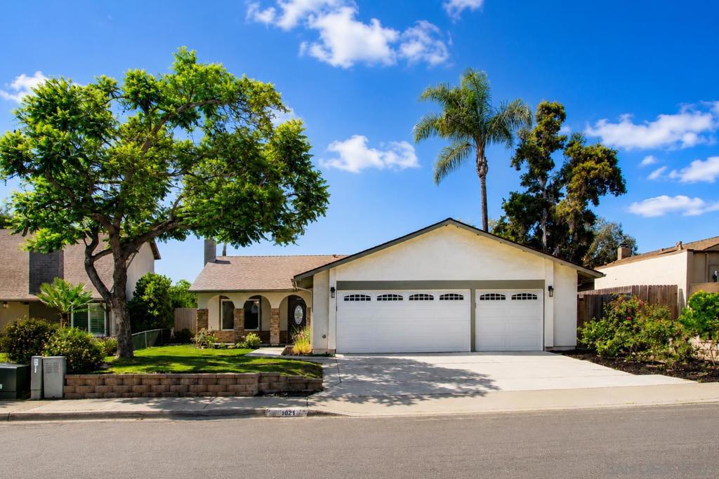 1021 Hazen — photo