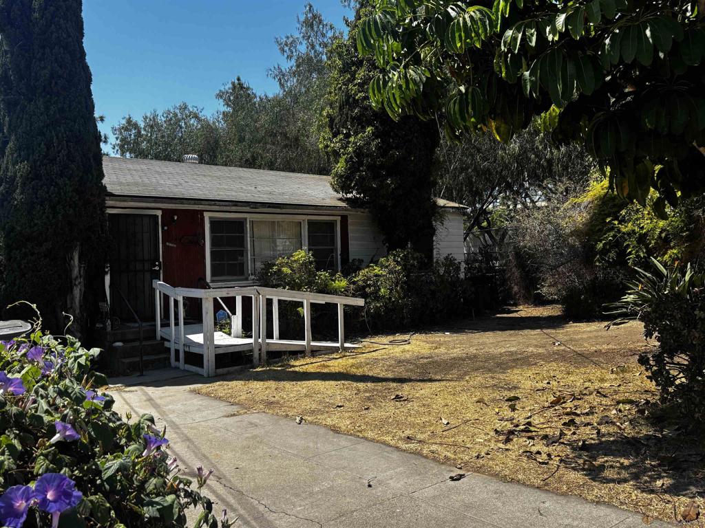 8129 Lemon Grove — photo