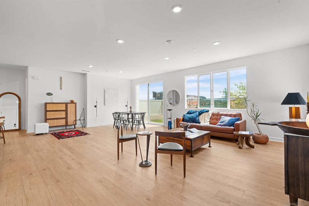 845 Hana Ave 2 — photo