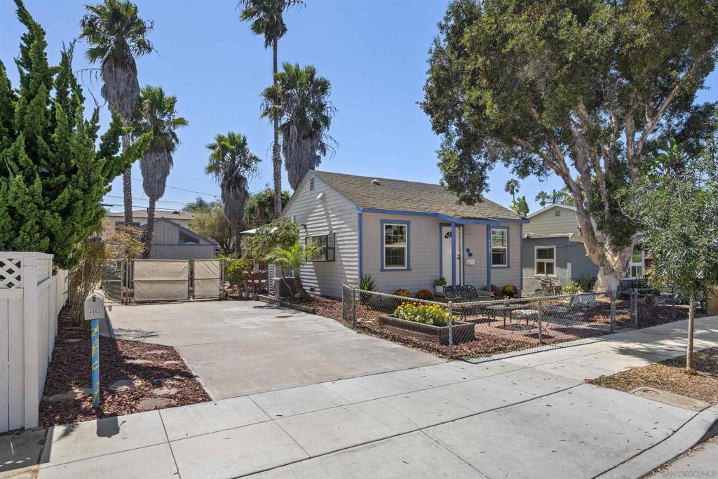 4667 Lotus Street — photo