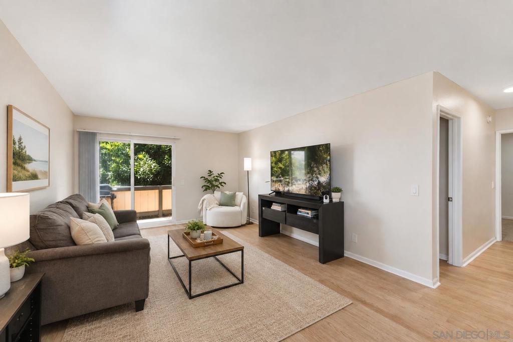 868 E Alvarado 28 — photo