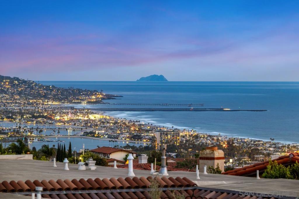 1711 Alta La Jolla — photo