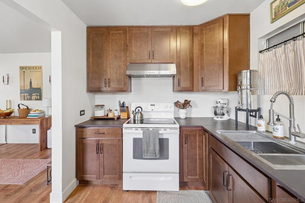 834 Wells Fargo Trl — photo