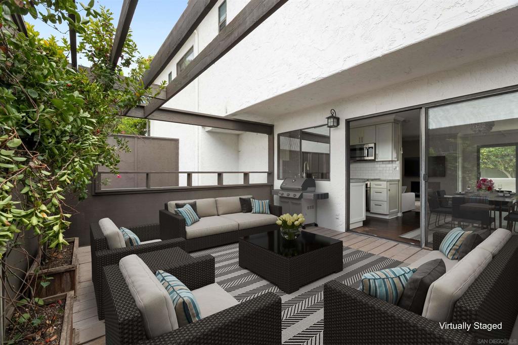 8746 Villa La Jolla Dr 51 — photo