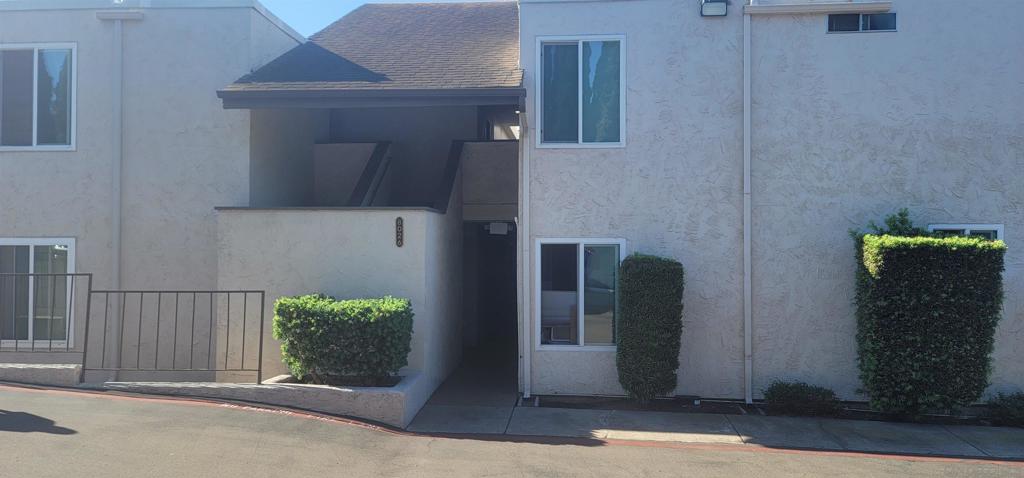 8026 Linda Vista 1C — photo