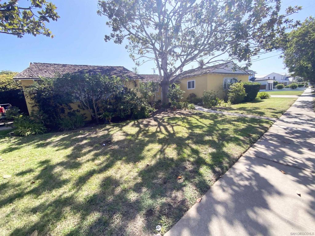 170 Acacia Way — photo