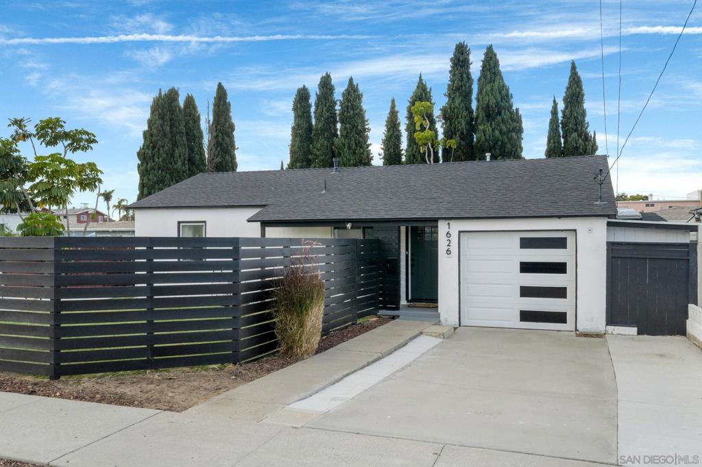 1626 Pacific Beach — photo