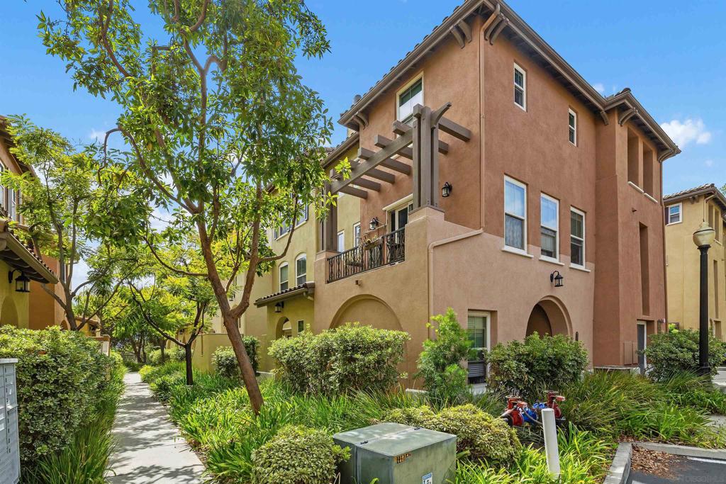 2674 Escala Circle — photo
