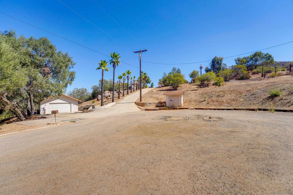 393 Galloway Valley Court — photo