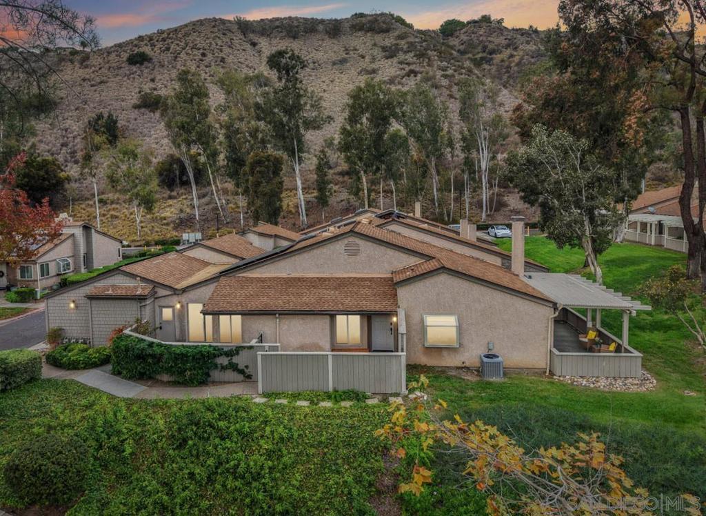 5617 Adobe Falls Rd Unit D — photo