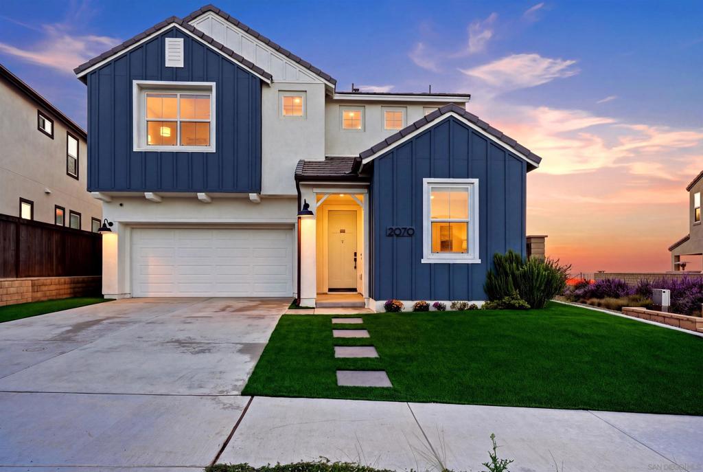2070 Via Estancia — photo