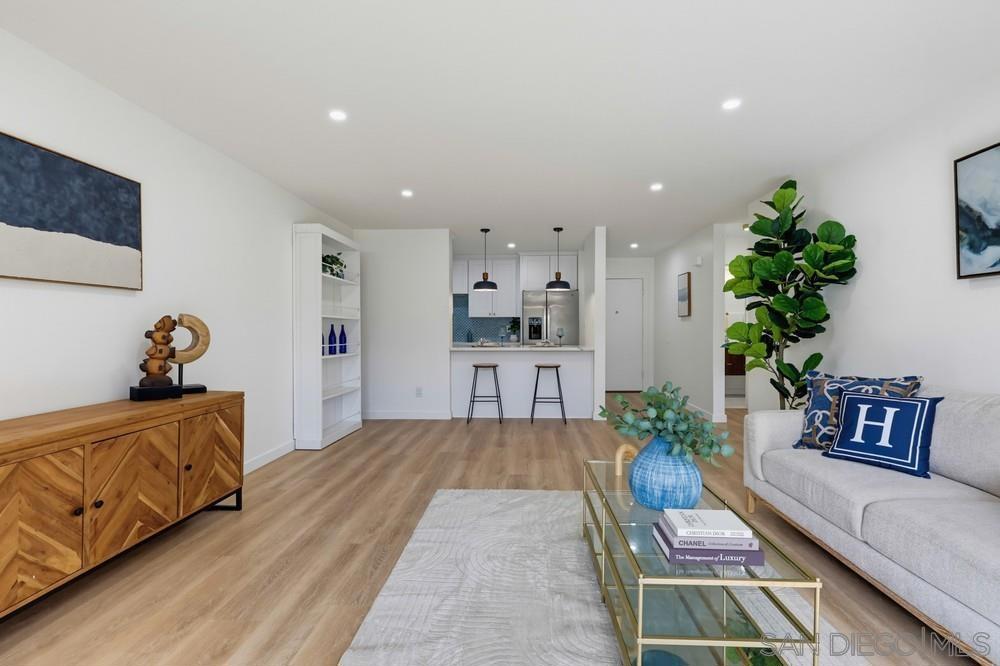 4444 W Point Loma 98 — photo