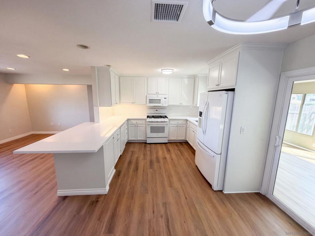 8517 Rhone, Santee, CA 92071 — photo 2