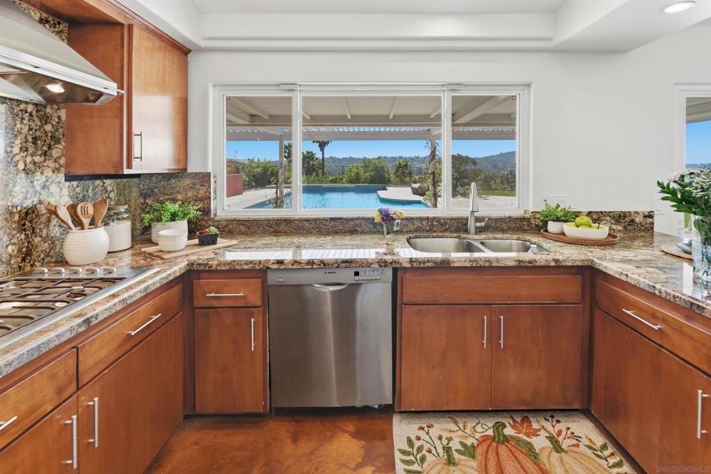 17233 Cloudcroft Drive, Poway, CA 92064 — photo 2