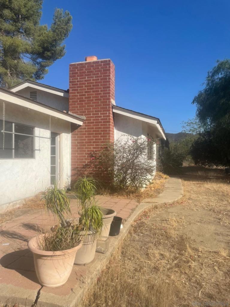14578 Olive Vista — photo