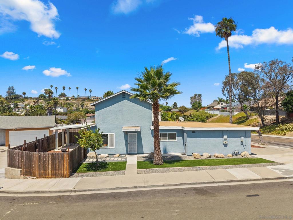 2787 Thunder Dr — photo