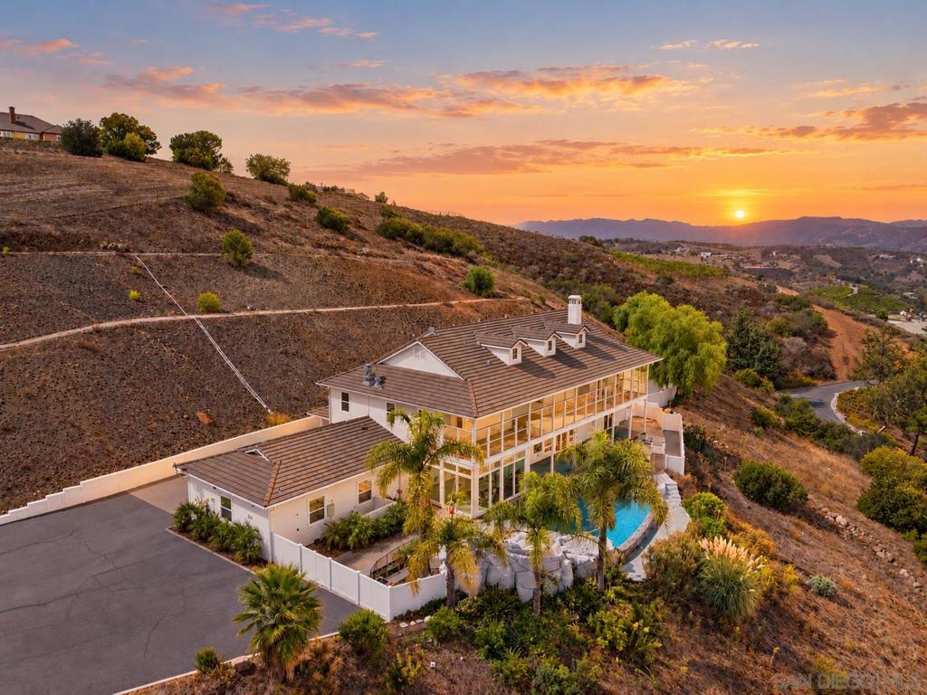 28190 Sycamore — photo